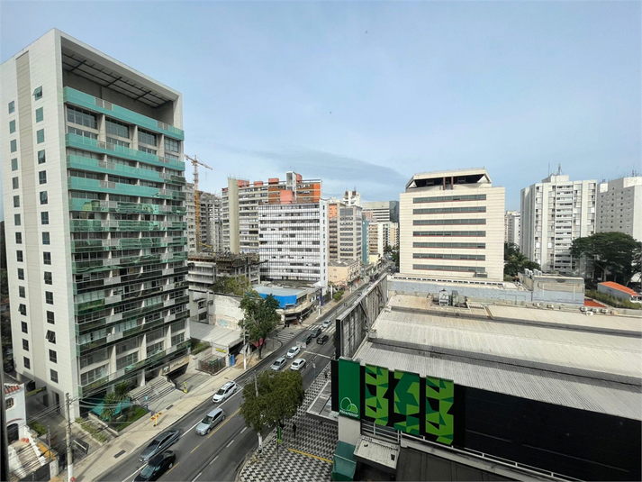 Foto REO378144