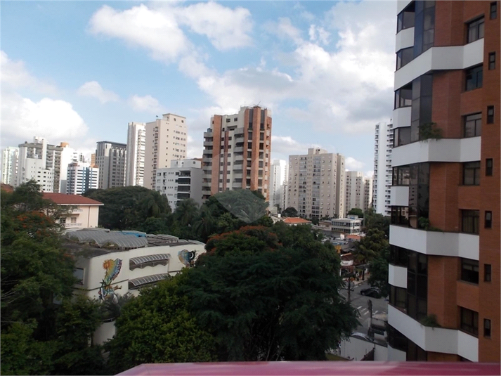 Foto REO378250