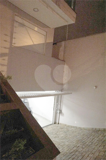 Foto REO379158
