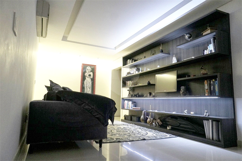 Foto REO379158