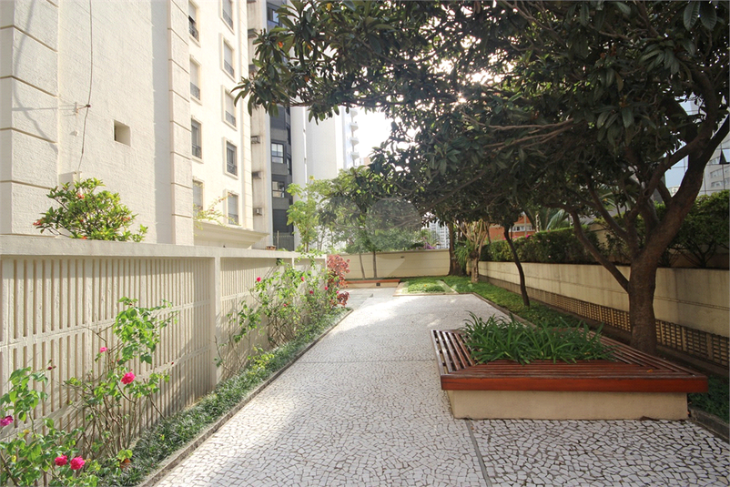 Foto REO379180