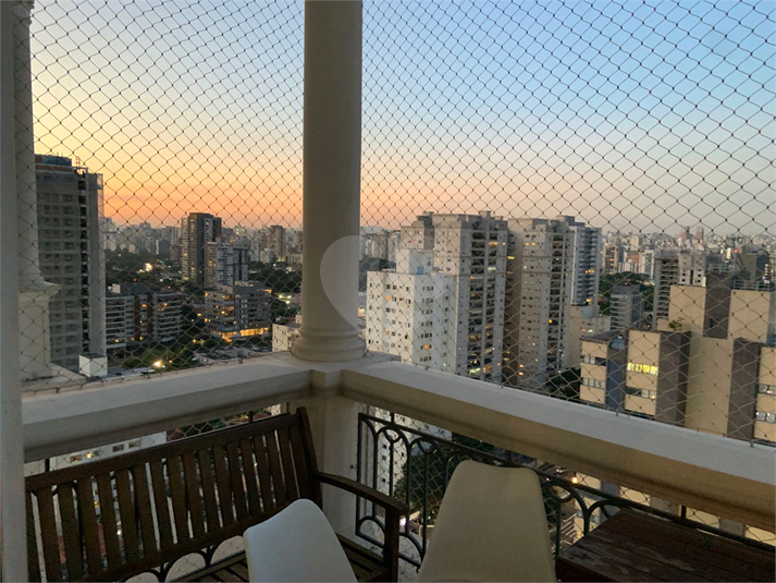 Foto REO380156
