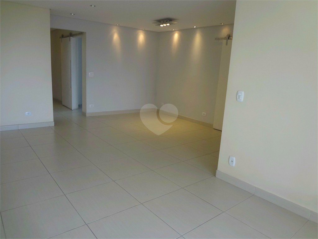 Venda Apartamento São Paulo Santana REO380704 10