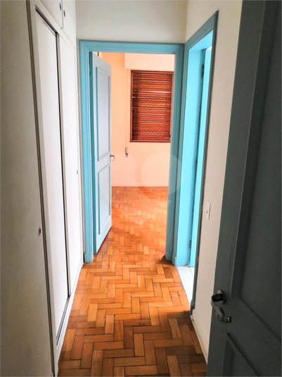 Foto REO381654