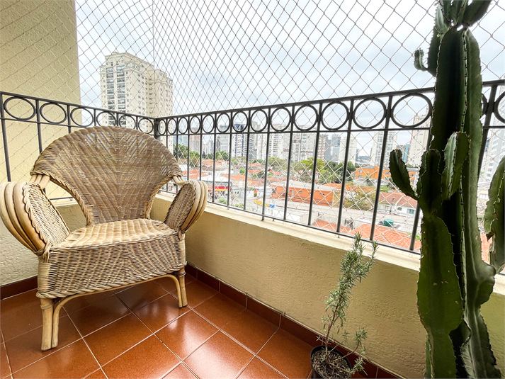 Foto REO382075