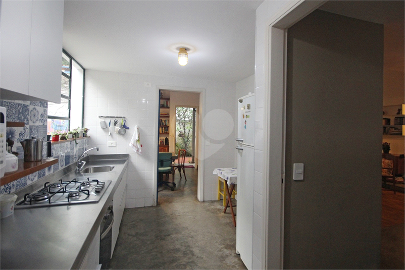 Foto REO382390
