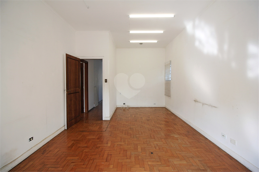 Venda Sobrado São Paulo Pacaembu REO382595 29