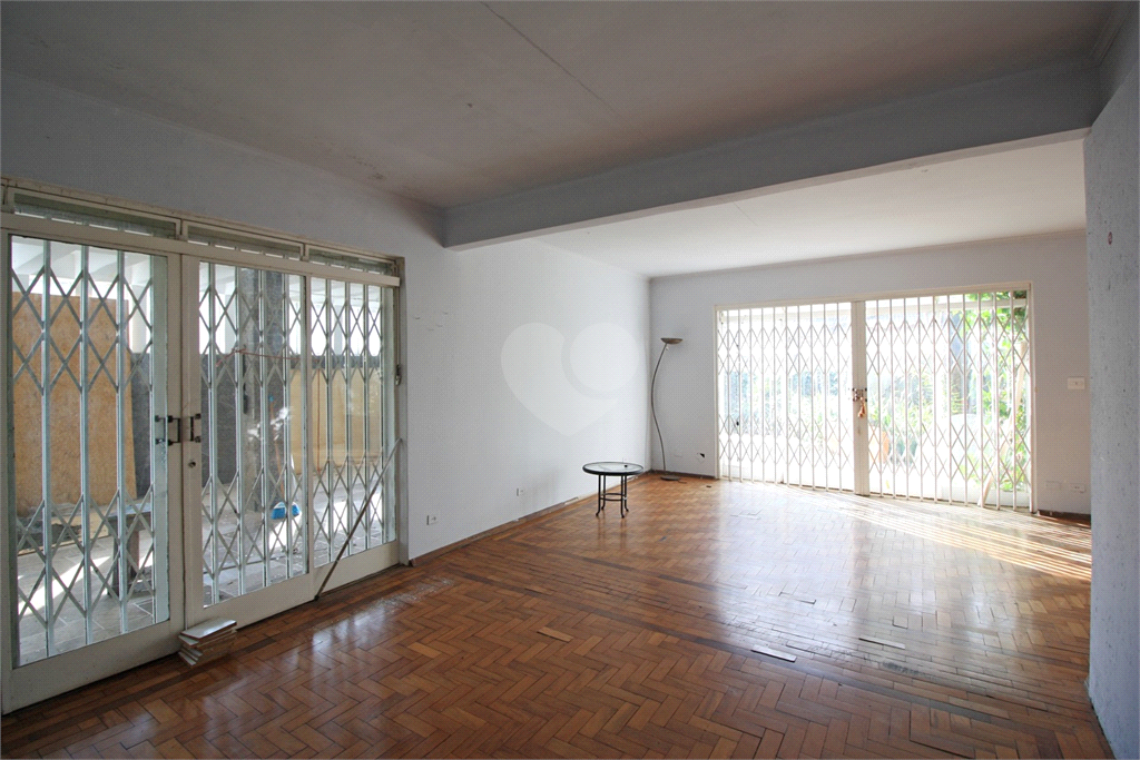 Venda Sobrado São Paulo Pacaembu REO382595 11