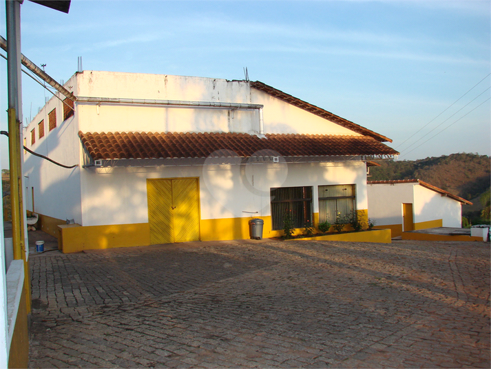 Venda Galpão Cunha Centro REO382598 28