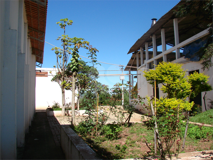 Venda Galpão Cunha Centro REO382598 58