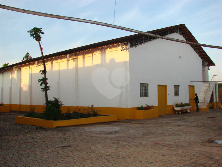 Venda Galpão Cunha Centro REO382598 29