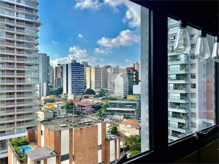 Foto REO382778