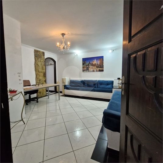 Foto REO384216