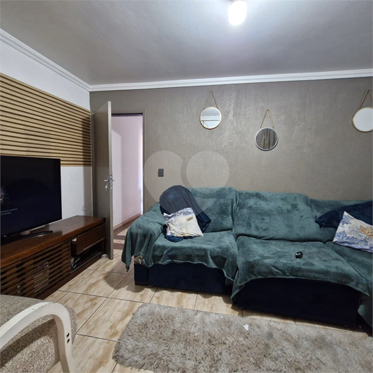 Foto REO384216