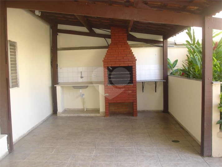 Foto REO385451
