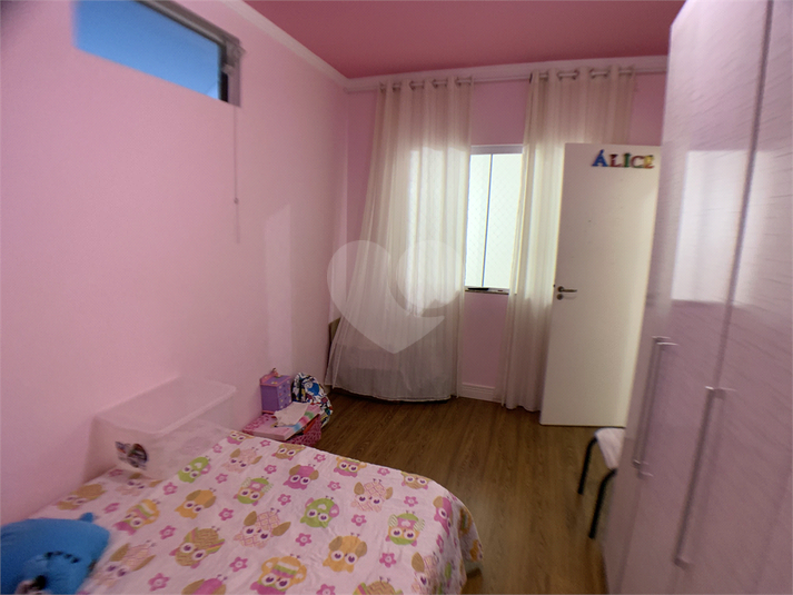 Foto REO385502