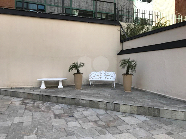 Venda Apartamento São Paulo Moema REO385770 13