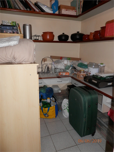 Foto REO386158