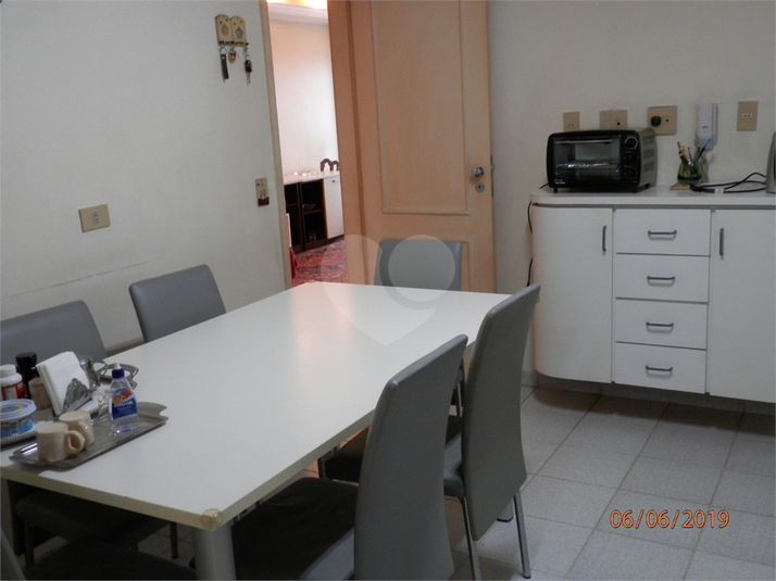 Foto REO386158