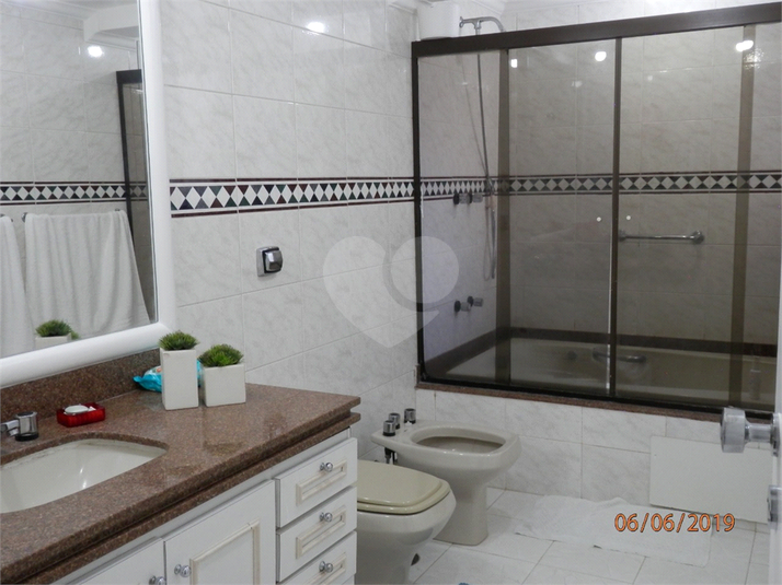 Foto REO386158