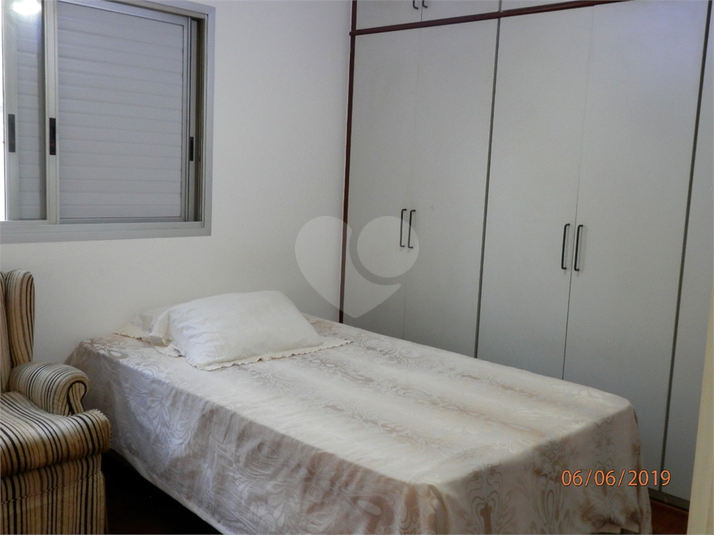 Foto REO386158