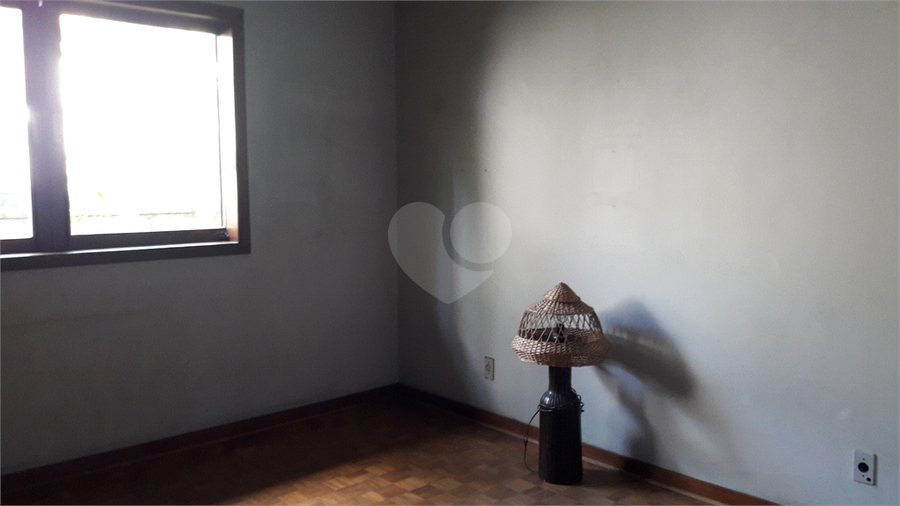Foto REO386535