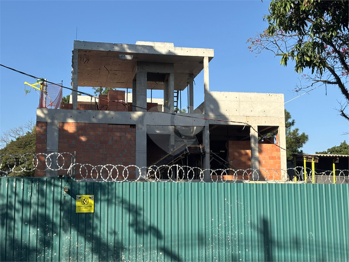 Foto REO386675