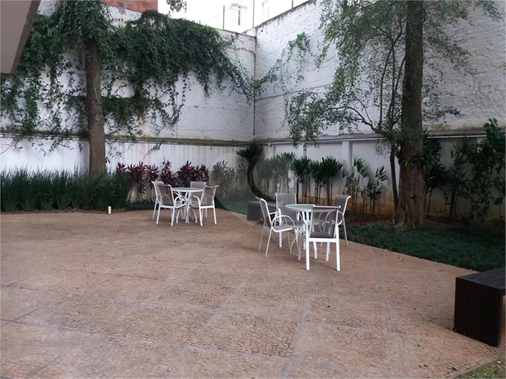 Foto REO386952