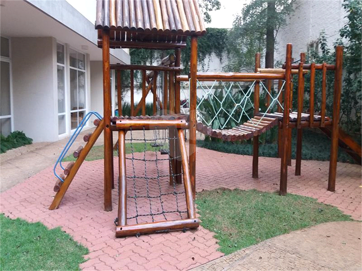Foto REO386952