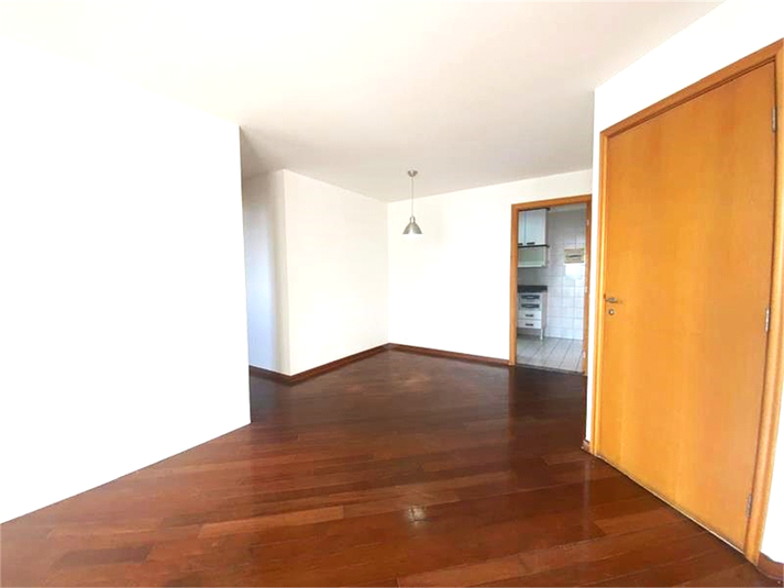 Foto REO387861