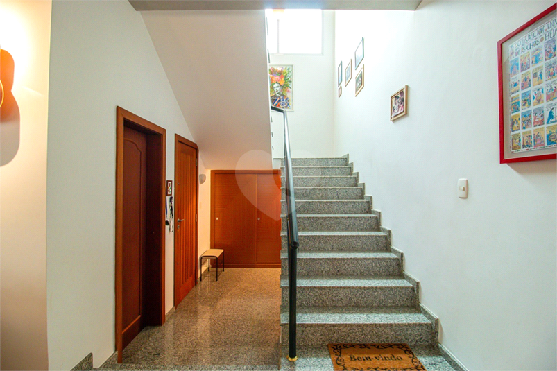 Foto REO388117