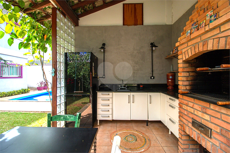 Foto REO388117