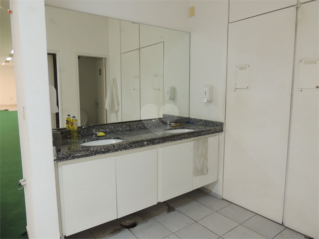 Venda Loja São Paulo Itaim Bibi REO389002 24