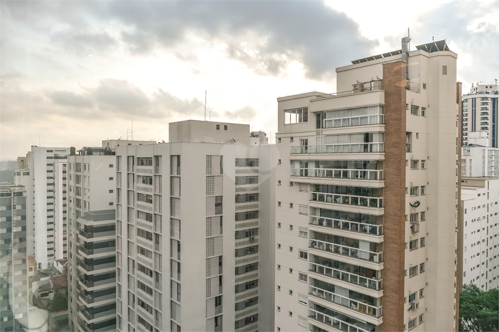 Venda Apartamento São Paulo Paraíso REO389544 10