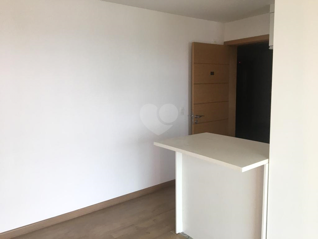 Venda Apartamento São Paulo Santana REO389978 12