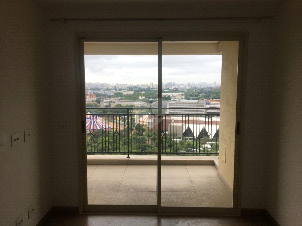 Venda Apartamento São Paulo Santana REO389978 3