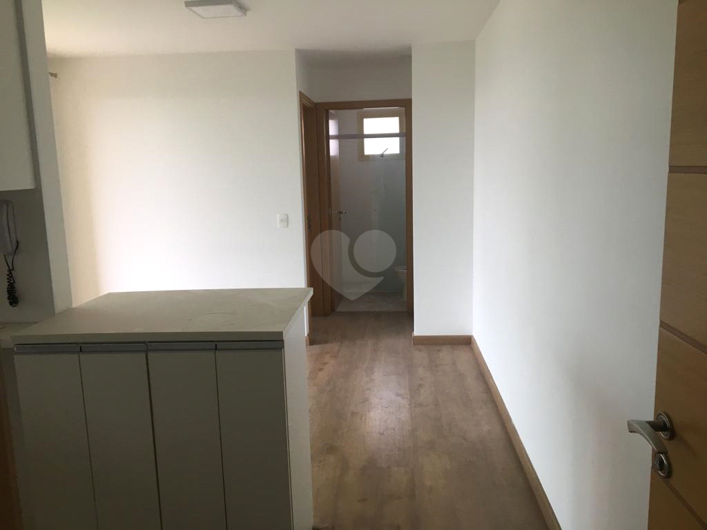 Venda Apartamento São Paulo Santana REO389978 11