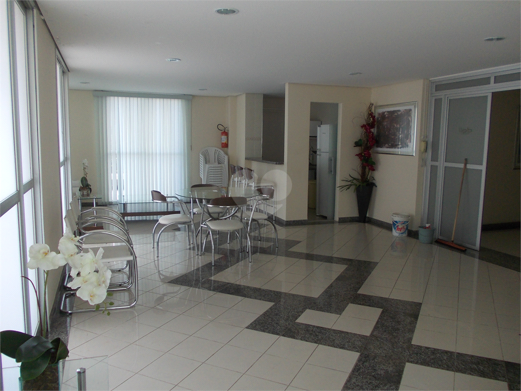 Venda Apartamento São Paulo Santana REO390565 14