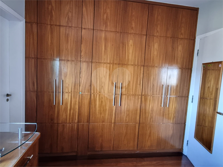 Foto REO391748