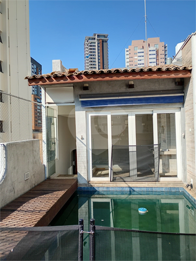 Foto REO392681
