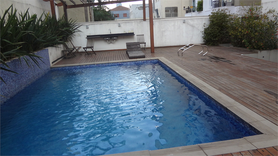 Foto REO392681