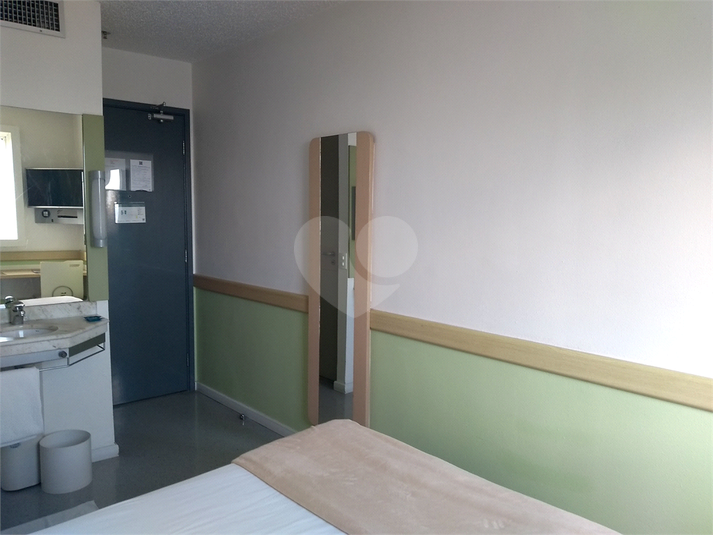 Venda Apartamento São Paulo Consolação REO393506 4