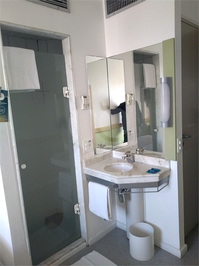 Venda Apartamento São Paulo Consolação REO393506 11