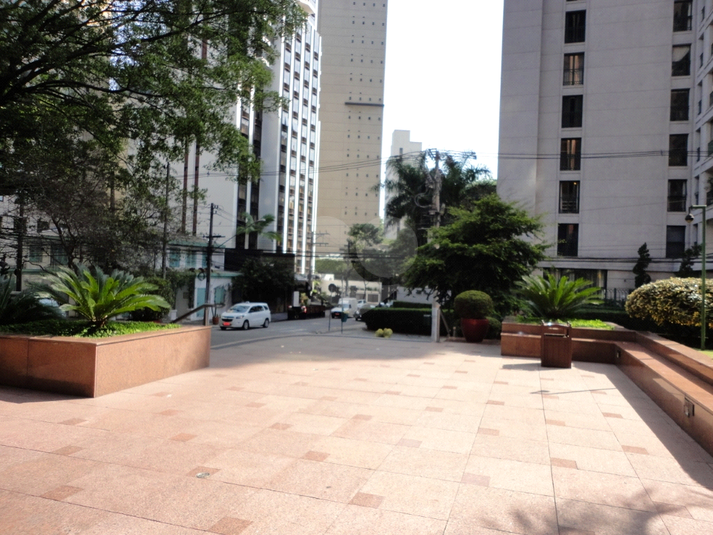 Venda Salas São Paulo Jardim Europa REO393661 5