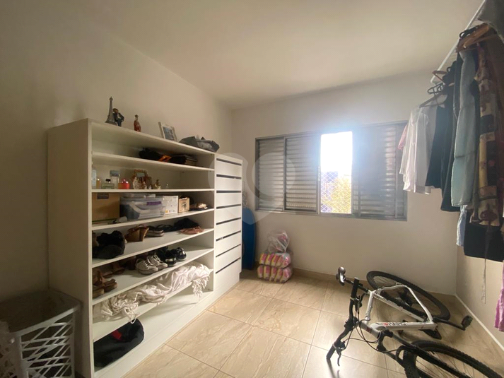 Foto REO396840