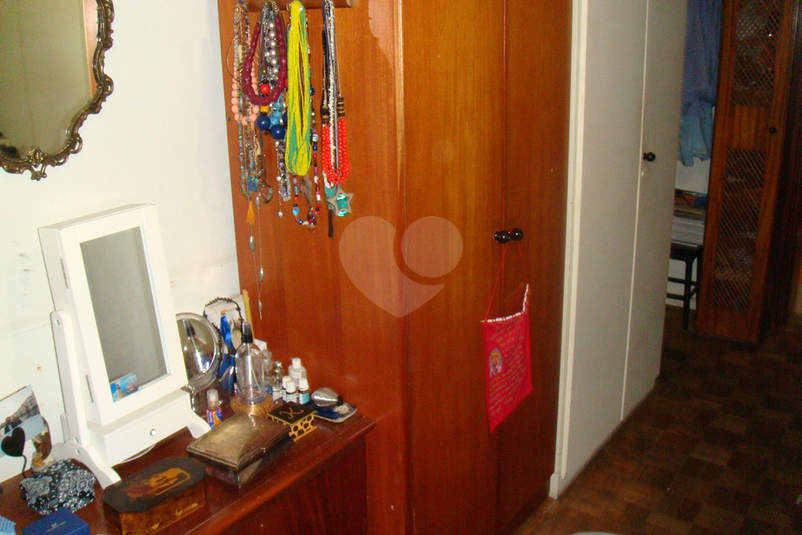 Foto REO397059