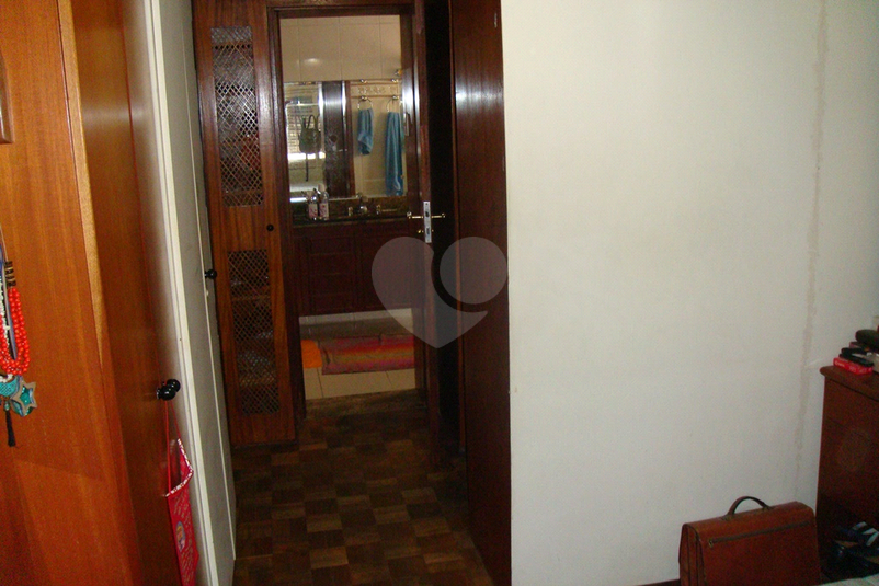 Foto REO397059