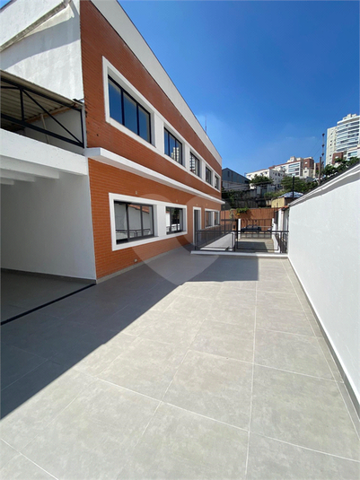 Foto REO398187