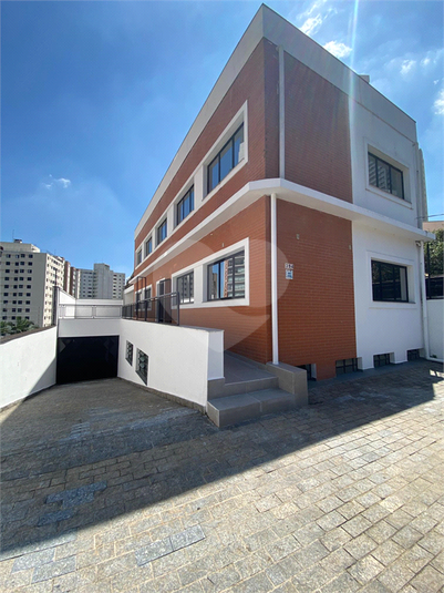 Foto REO398187
