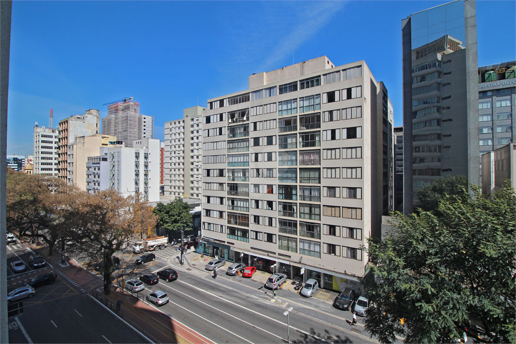 Venda Apartamento São Paulo Paraíso REO398937 22